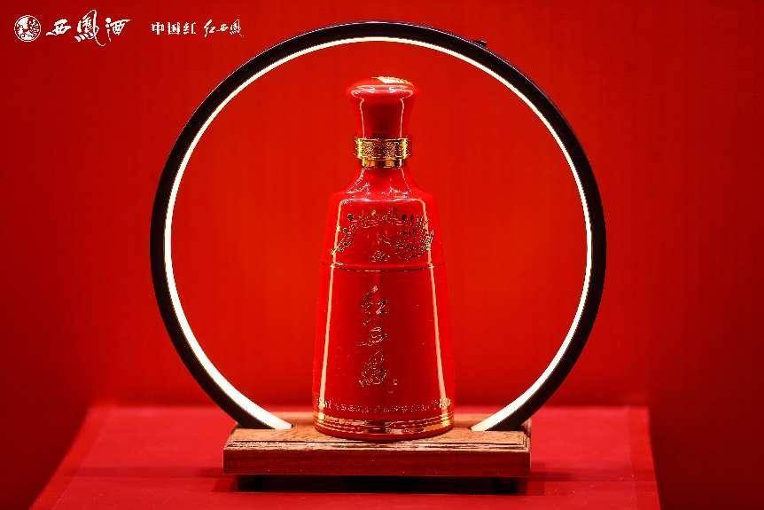 深耕鳳香一脈<strong></p>
<p>西鳳酒
</strong>，西鳳酒書寫中國四大名酒的榮光:西鳳酒
