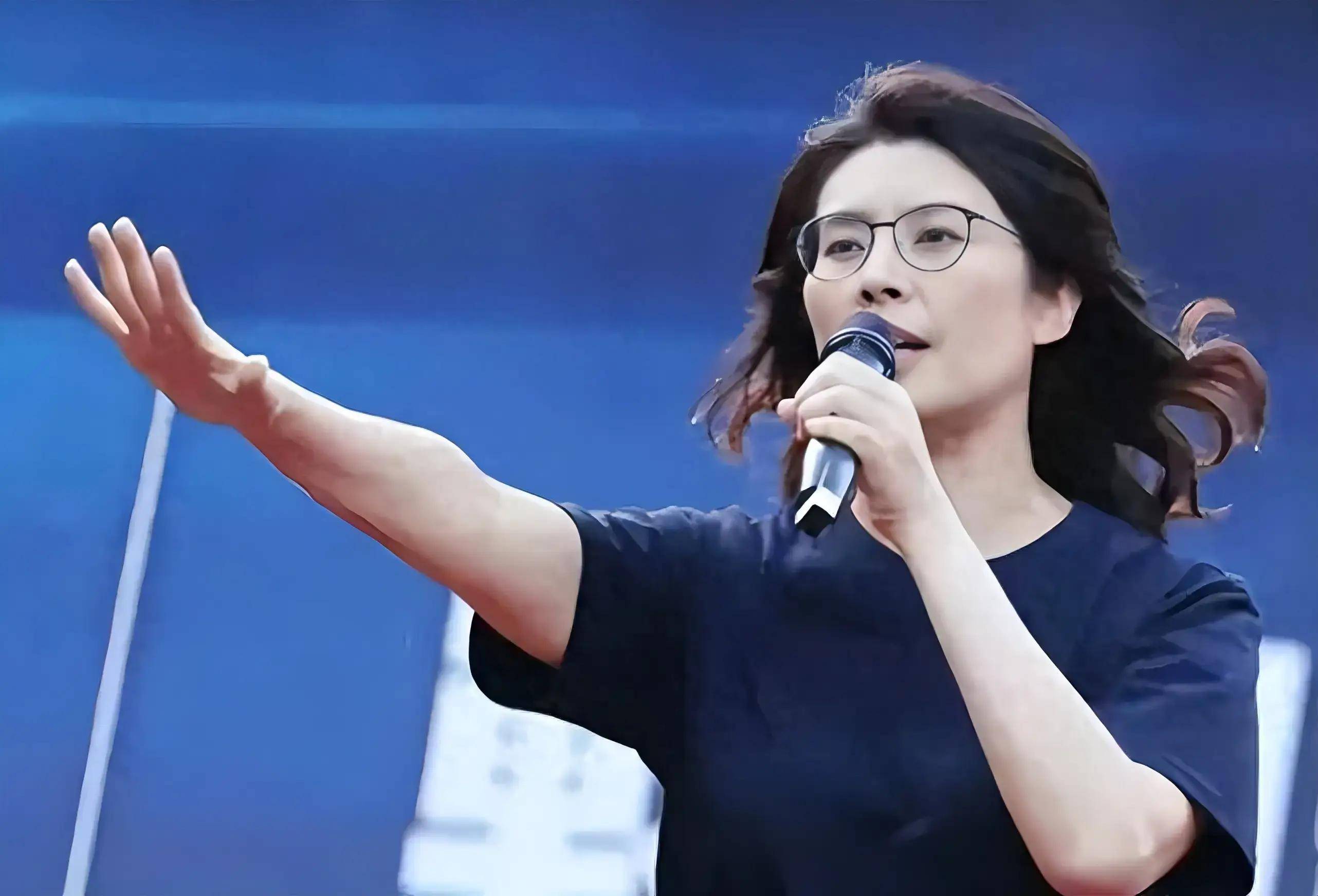 最后3天，鄭麗文支持率暴漲，洪秀柱定調(diào)：必須就統(tǒng)一表明態(tài)度:西鳳酒
