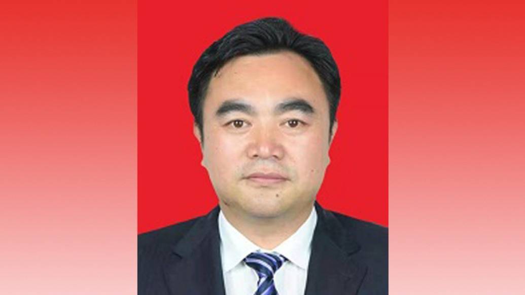 眉山市委常委、組織部部長(zhǎng)、秘書長(zhǎng)高立新調(diào)任四川省政府駐京辦:西鳳酒
