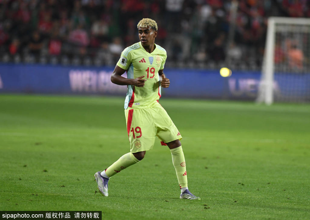 曼城豪擲4億歐元追逐亞馬爾<strong></p>
<p>西鳳酒
</strong>，貝林厄姆或?qū)⒏鎰e皇馬！:西鳳酒
