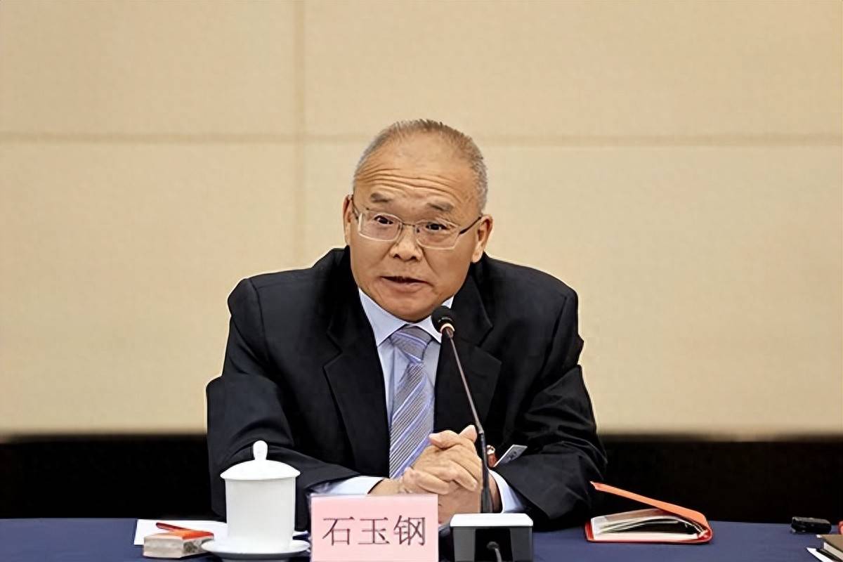 云南省委副書記石玉鋼，有新職:西鳳酒
