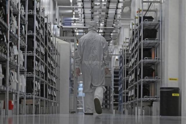 金燦榮：美國把刀架在脖子上了，這樣干就是去送死:西鳳酒
