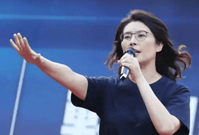 國民黨主席選舉在即！韓國瑜突然表態(tài)<strong></p>
<p>西鳳酒
</strong>，羅智強(qiáng)為鄭麗文說了公道話，關(guān)鍵時(shí)刻，蔣萬安有特殊動(dòng)作:西鳳酒
