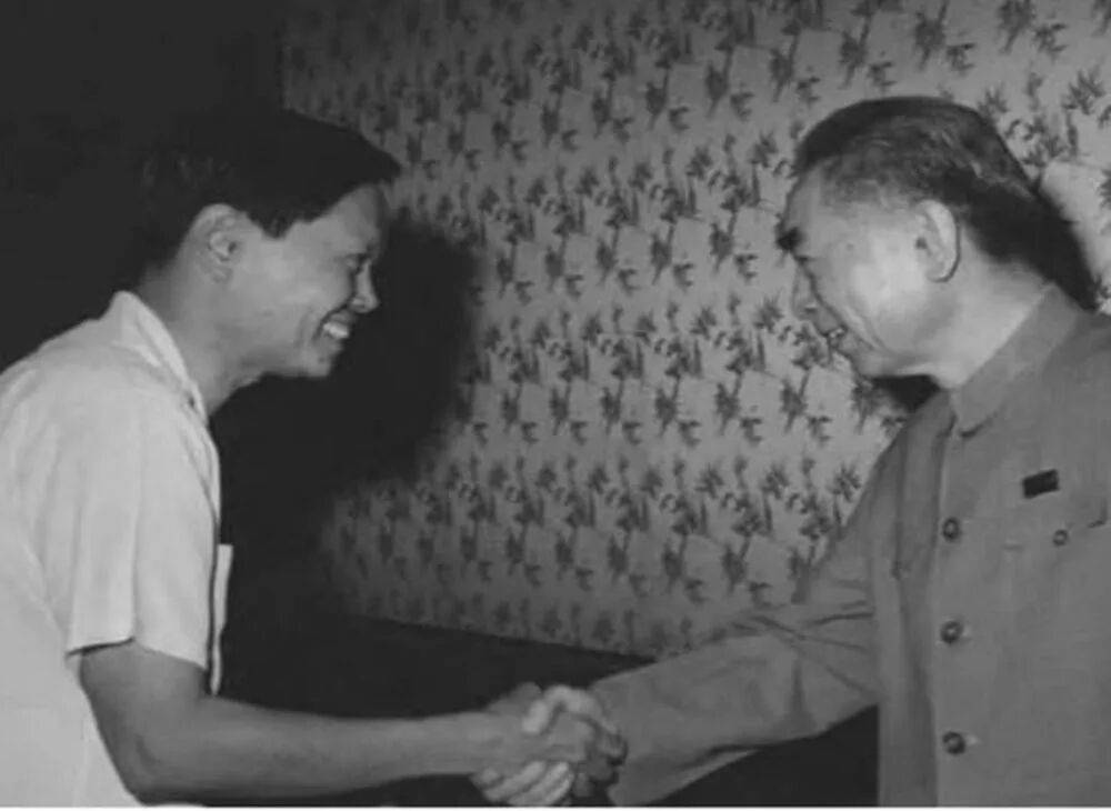 “大先生”千古<strong></p>
<p>西鳳酒
</strong>，楊振寧的一生:西鳳酒
