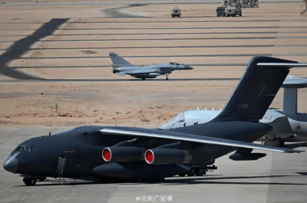 非洲上空<strong></p>
<p>西鳳酒
</strong>，中國(guó)攻勢(shì)空軍出場(chǎng)，殲-10C萬(wàn)里跨越，多國(guó)對(duì)華開(kāi)放領(lǐng)空:西鳳酒
