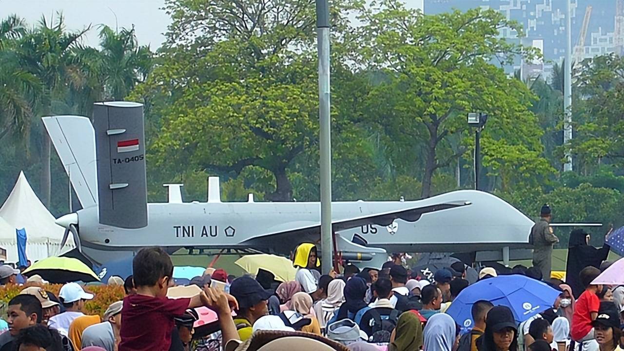 實(shí)錘！殲10出口第四單穩(wěn)了<strong></p>
<p>西鳳酒
</strong>，印尼防長(zhǎng)親口承認(rèn)，還有052D艦驚喜？:西鳳酒
