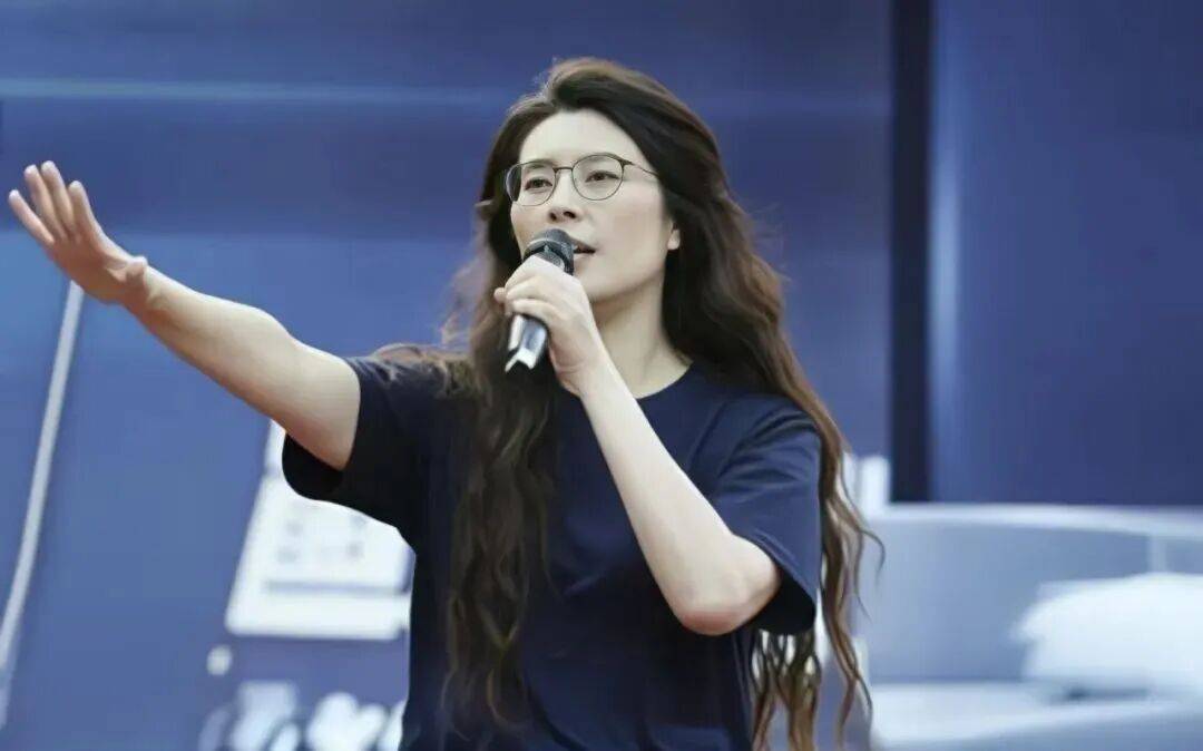 鄭麗文當(dāng)選中國國民黨主席<strong></p>
<p>西鳳酒
</strong>，朱立倫表達(dá)恭喜:西鳳酒

